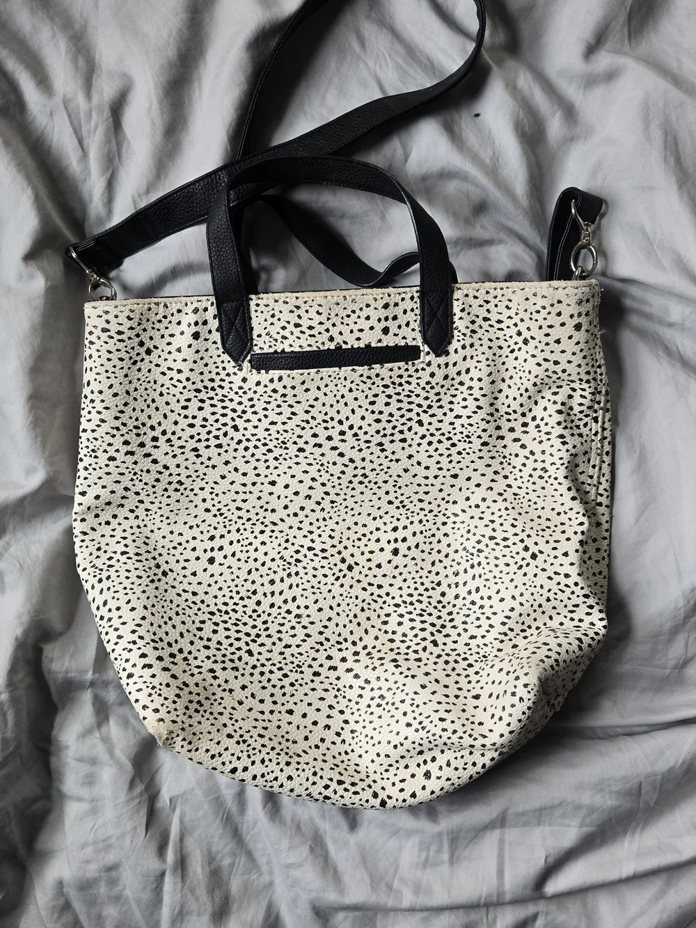 Faux Leather Pocket Tote with Black Trim and Pink Monogram L